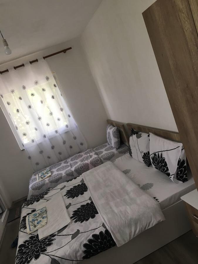Guesthouse Skender Selimaj Valbone Ngoại thất bức ảnh
